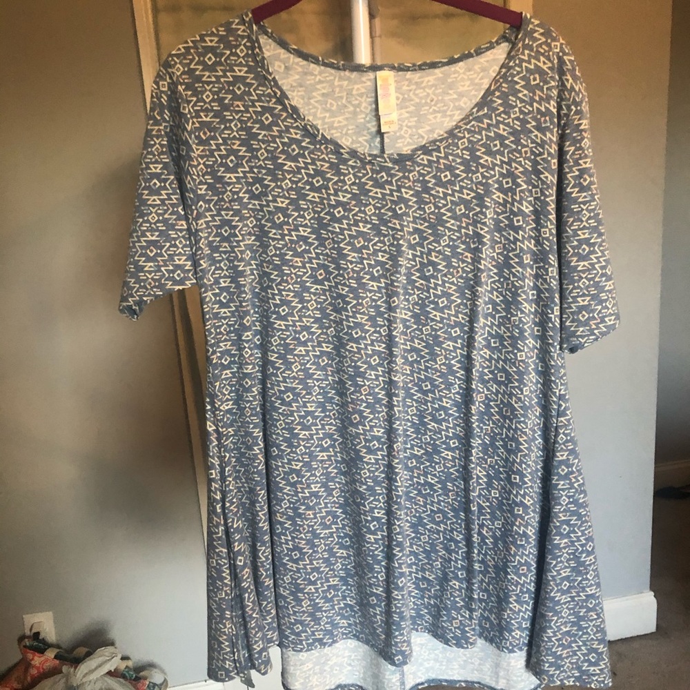 LuLaRoe blue Aztec print flowy top